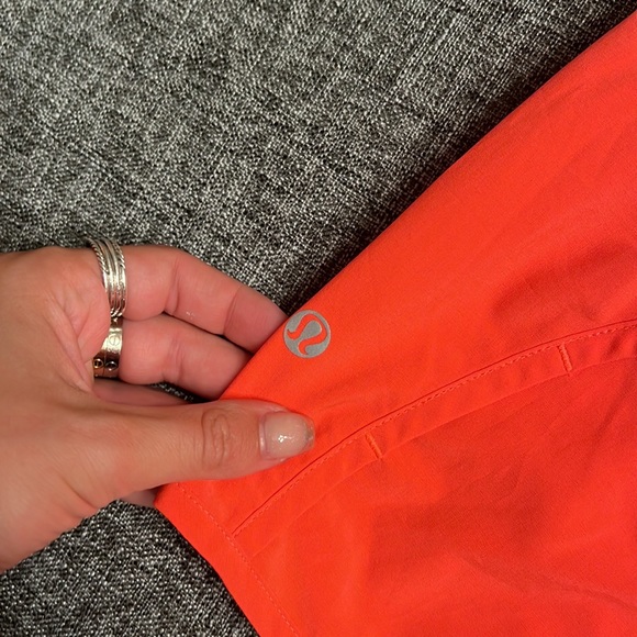 31. Lululemon Run Times Short *4-way Stretch 4" - Picture 3 of 5